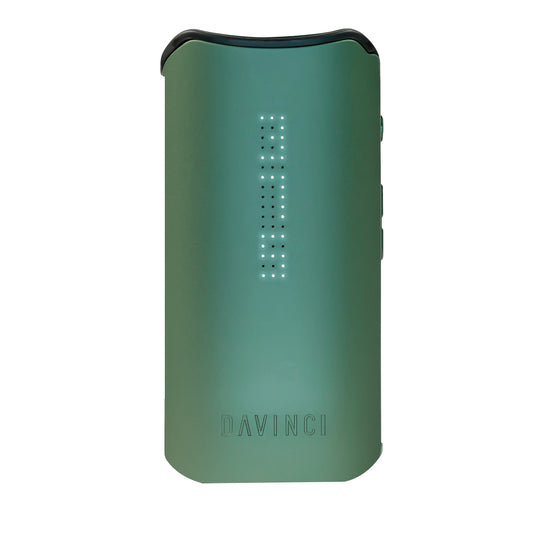 Green IQC Vape against a white background.